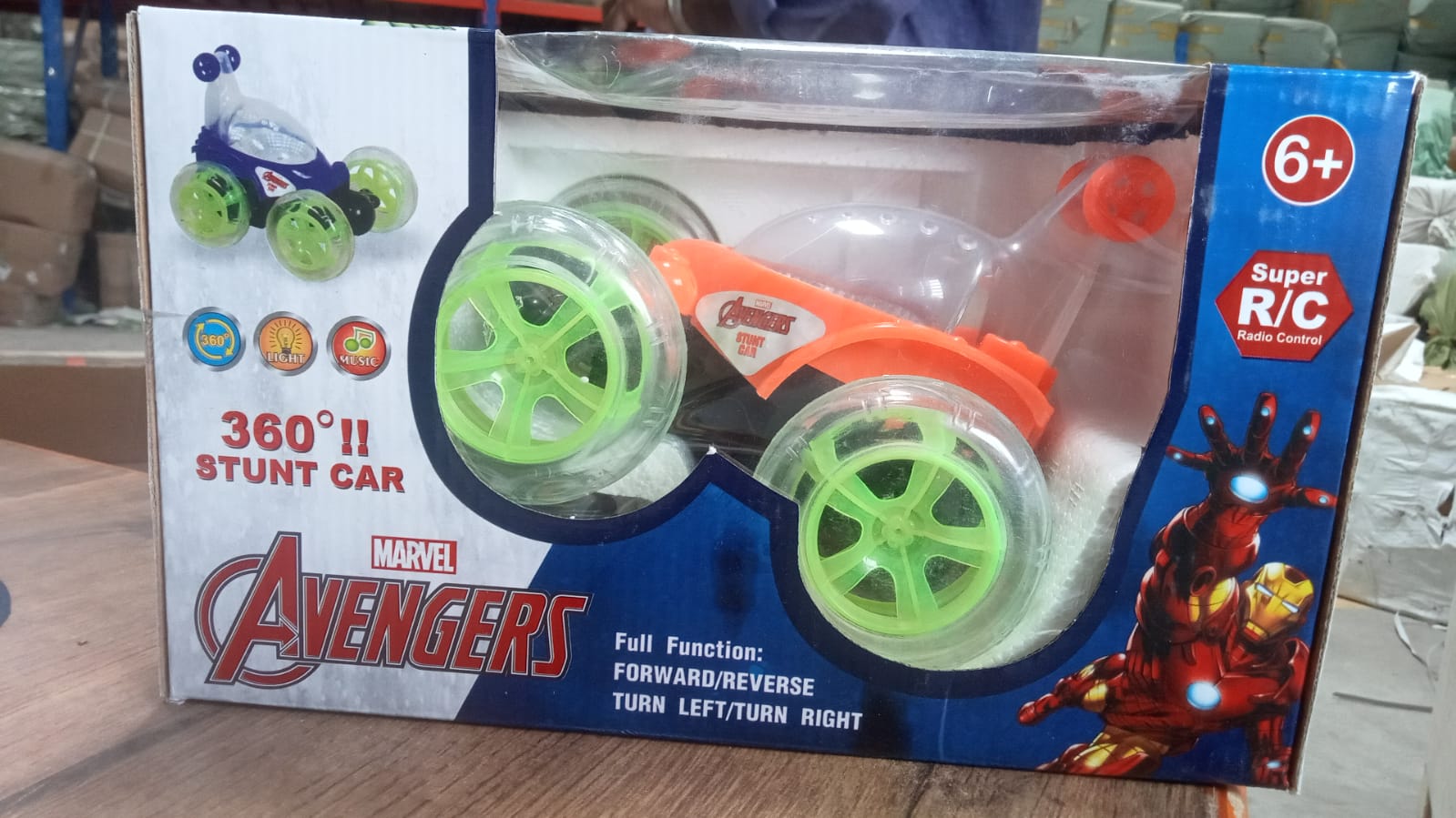 Rechargeable stunt car with lights Rechargeable stunt car with lights